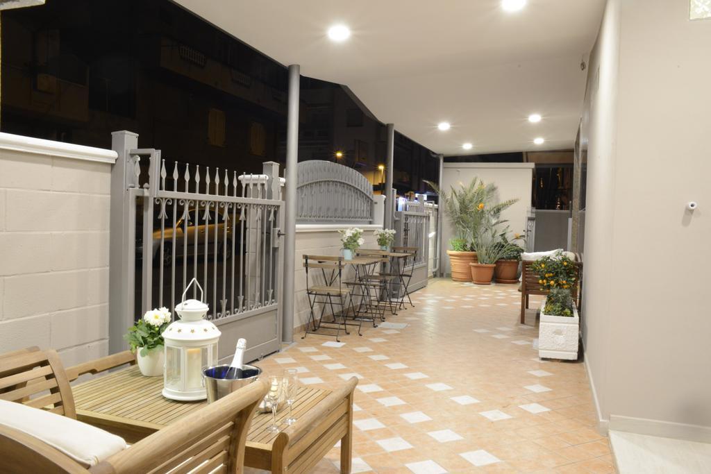 Mediterranea Sea House Монтезільвано Екстер'єр фото