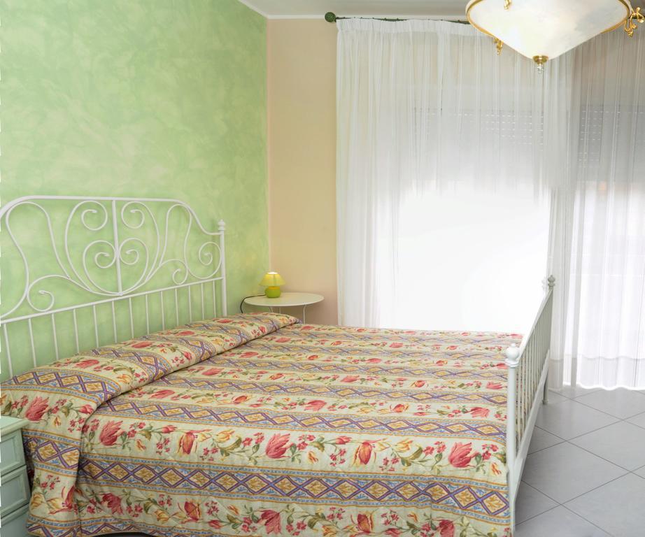 Mediterranea Sea House Монтезільвано Екстер'єр фото
